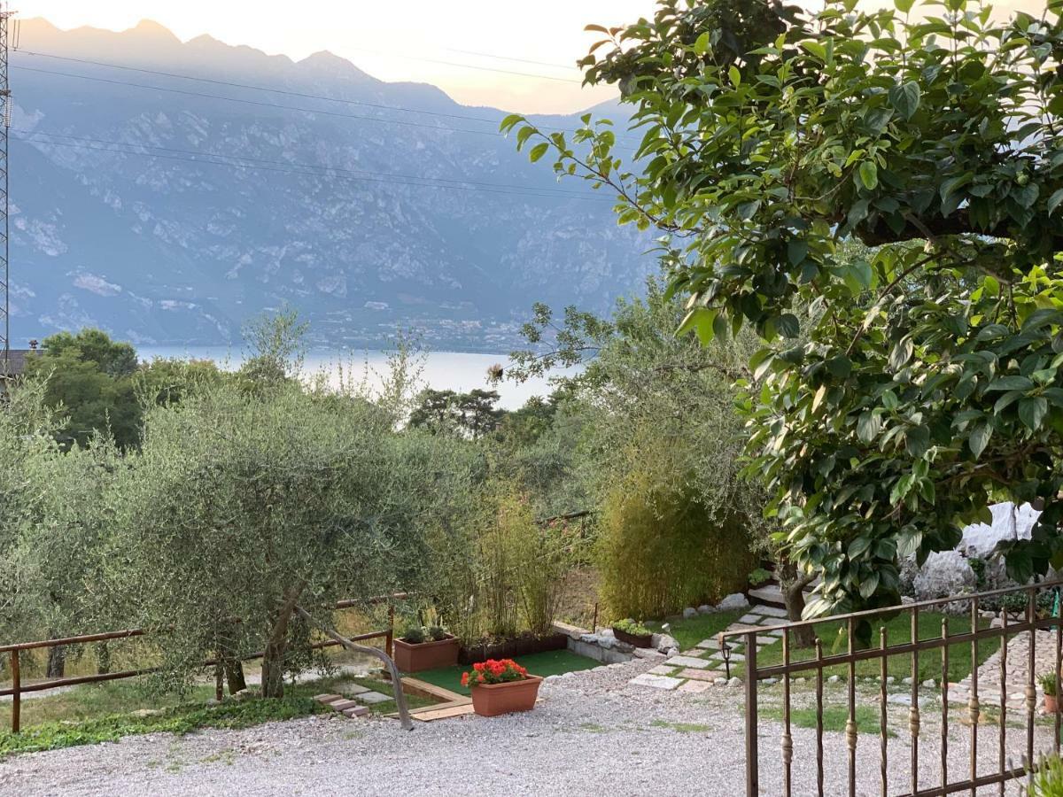 La Casa Nel Bosco Apartment Malcesine Exterior photo